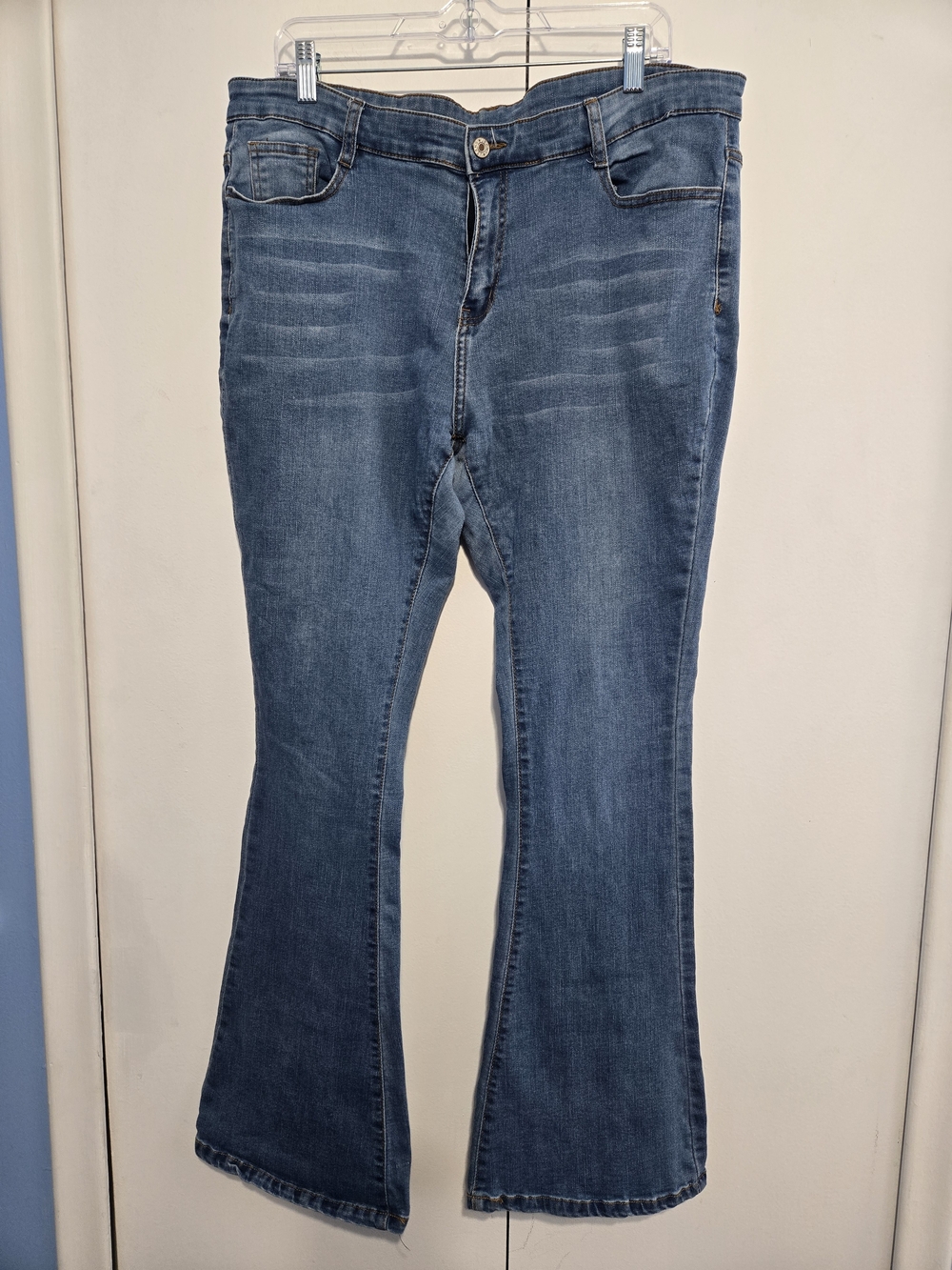 Y2K Light Wash Flare Jeans 2XL Stretch Denim Boho Bell Bottom Pants